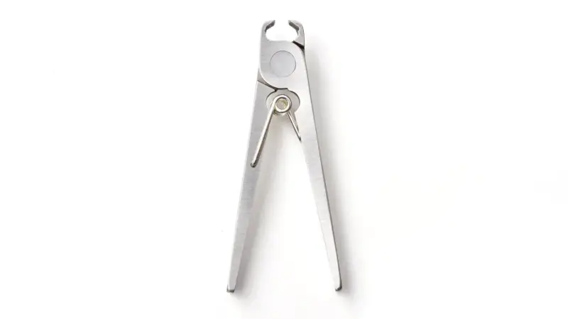 Nail Clipper Petite (Red Spring)