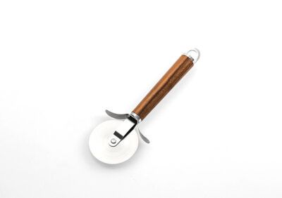 Woody Pizza Cutter