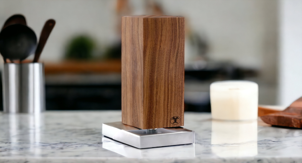 Oak 360° Rotating Magnetic Block