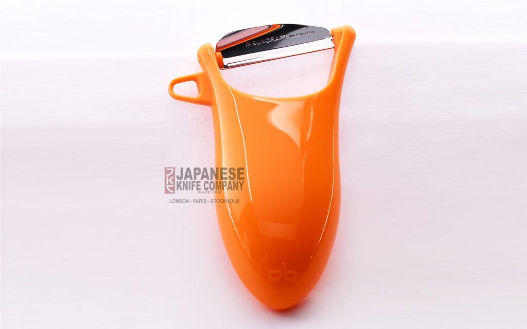 Peeler with plastic handle (4 Colours)