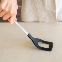 Kajidonya Perforated turner