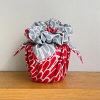 Gift Wrapping Chrysanthemum