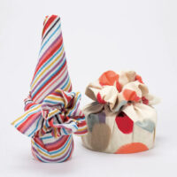 Gift Wrapping Modern Girl